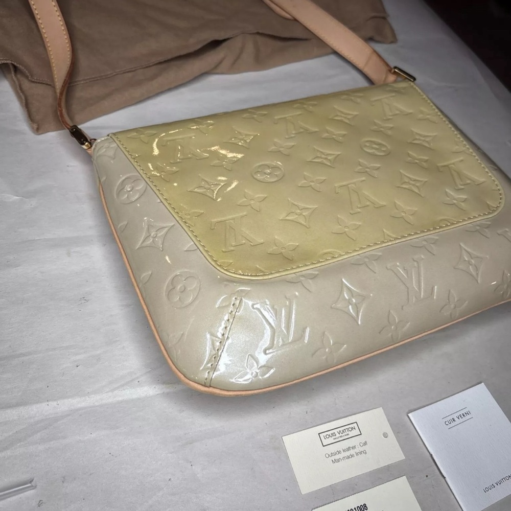Luxury Louis Vuitton Tan and Cream Shoulder Bag with Monogram Design NWOT